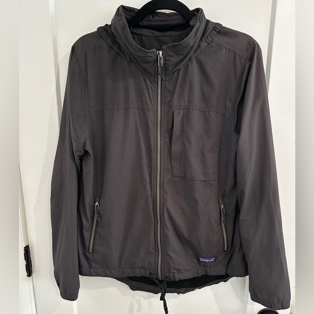 Patagonia Black Zip-Up Lightweight Jacket